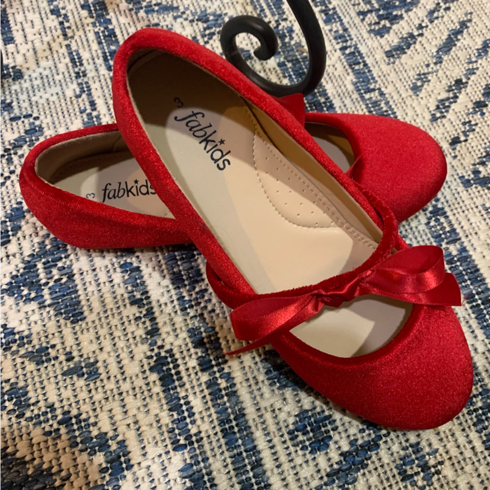 Girls size 3 Red Velvet Shoes